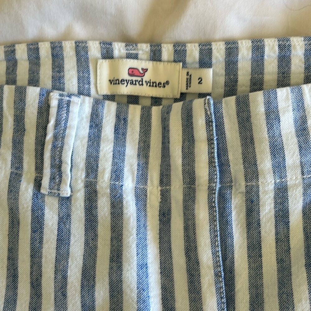 Vineyard Vines striped capris